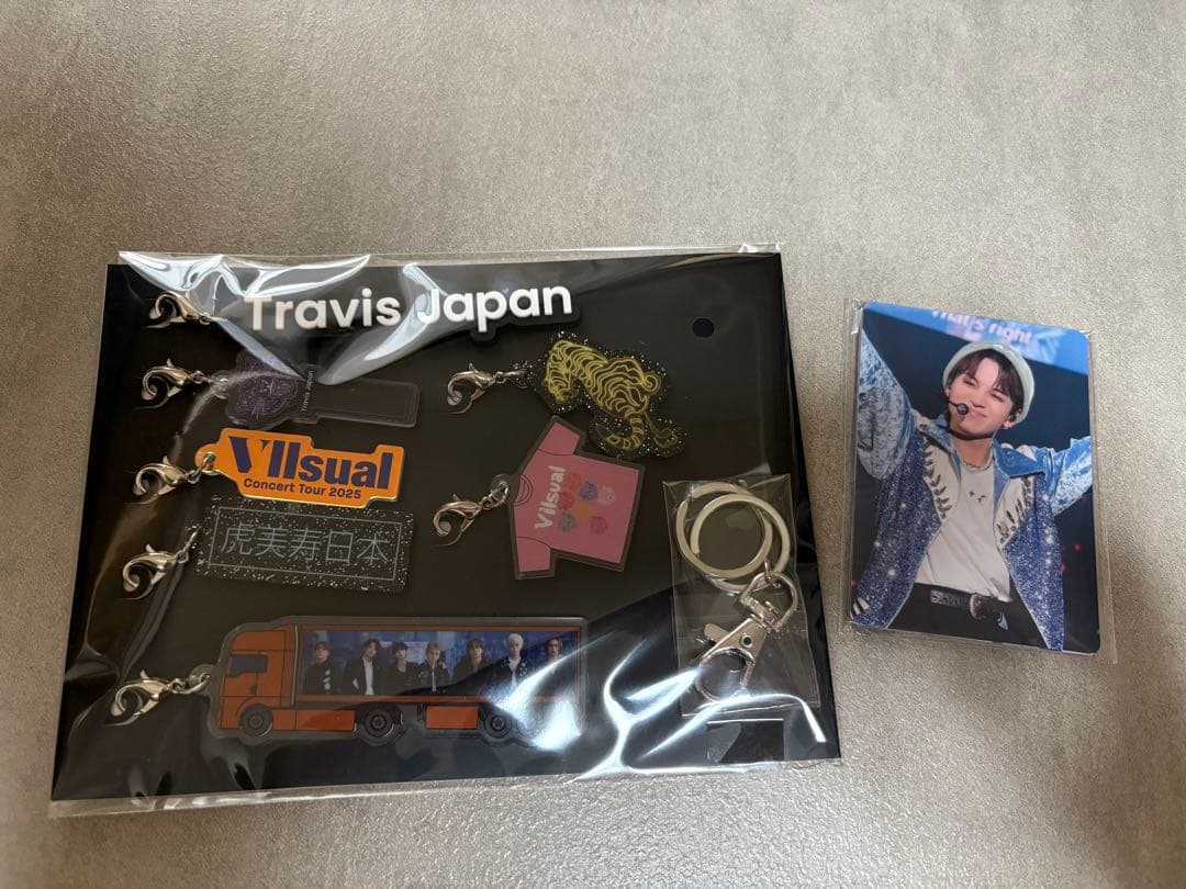 TravisJapan VIIsual DVD完全生産限定盤 キーホルダー付き