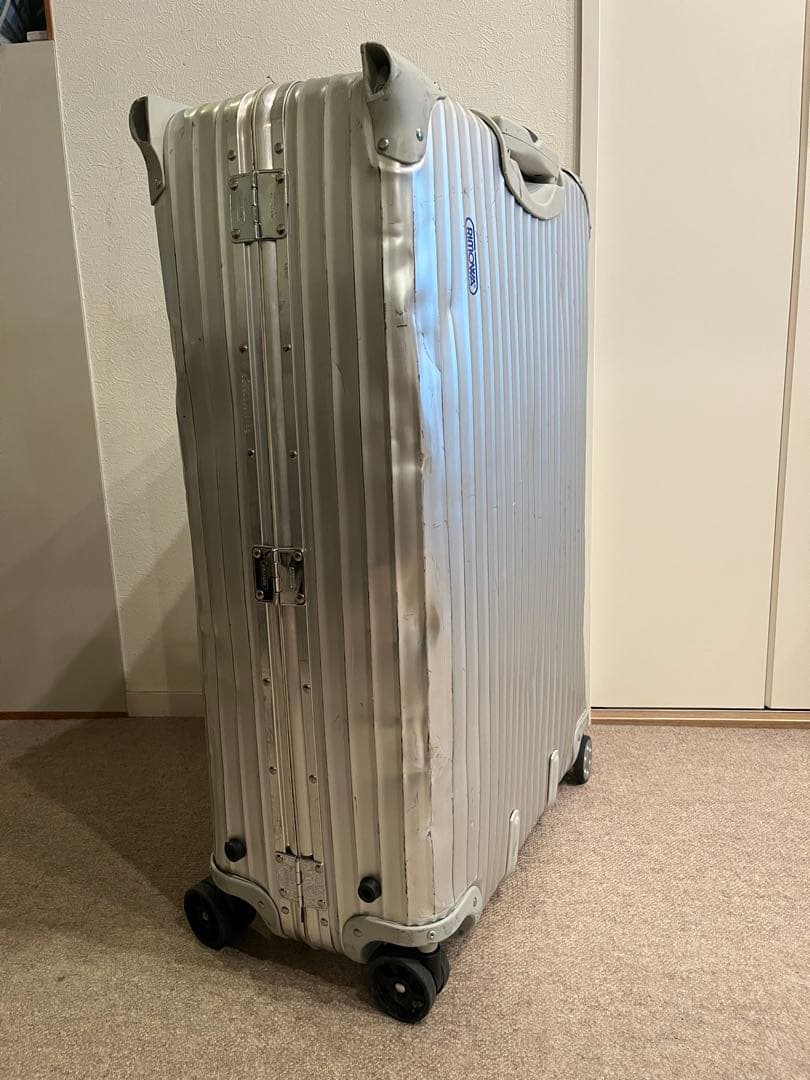 リモワ TOPAS ジュラルミン製104L スーツケース