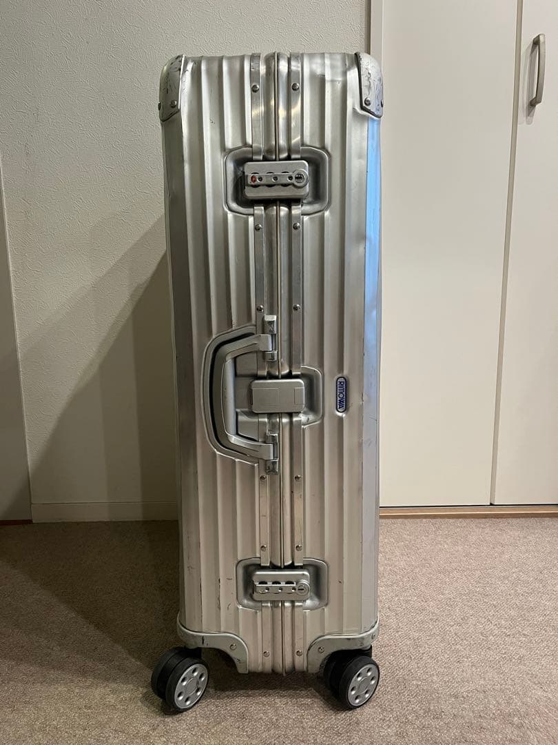 リモワ TOPAS ジュラルミン製104L スーツケース