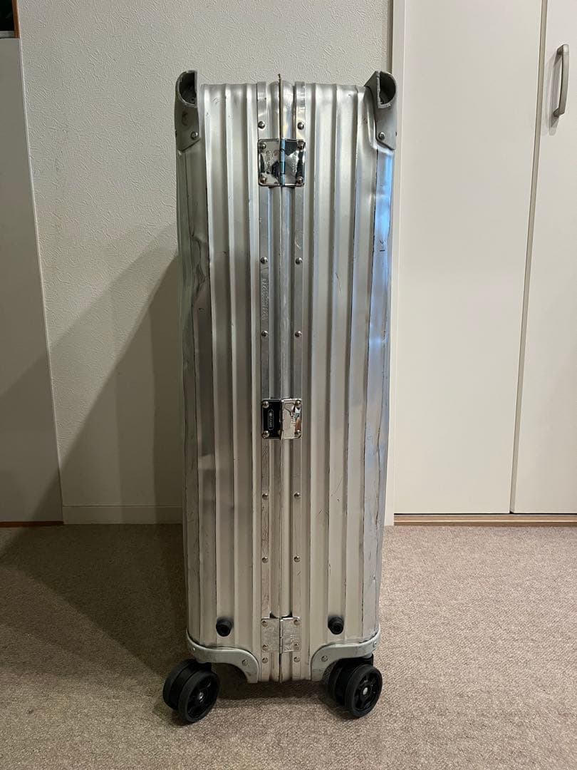 リモワ TOPAS ジュラルミン製104L スーツケース