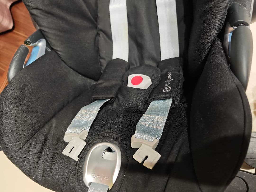 cybex Cloud Z i-Size ＆ BaseZ メリオ用アダプター付