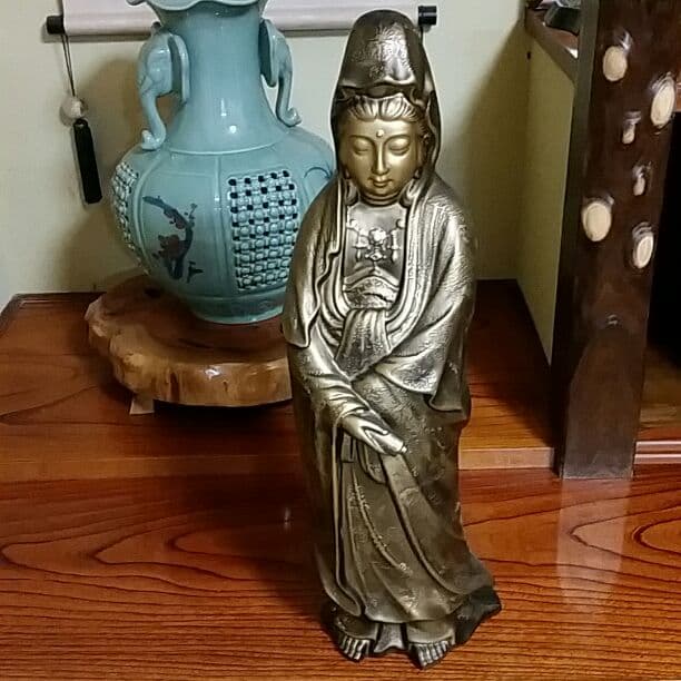 ブロンズ観音