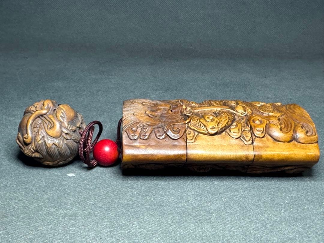 印籠　根付　木彫り　置物　古美術品　 細密細工　骨董　アンティーク　彫刻 工芸品