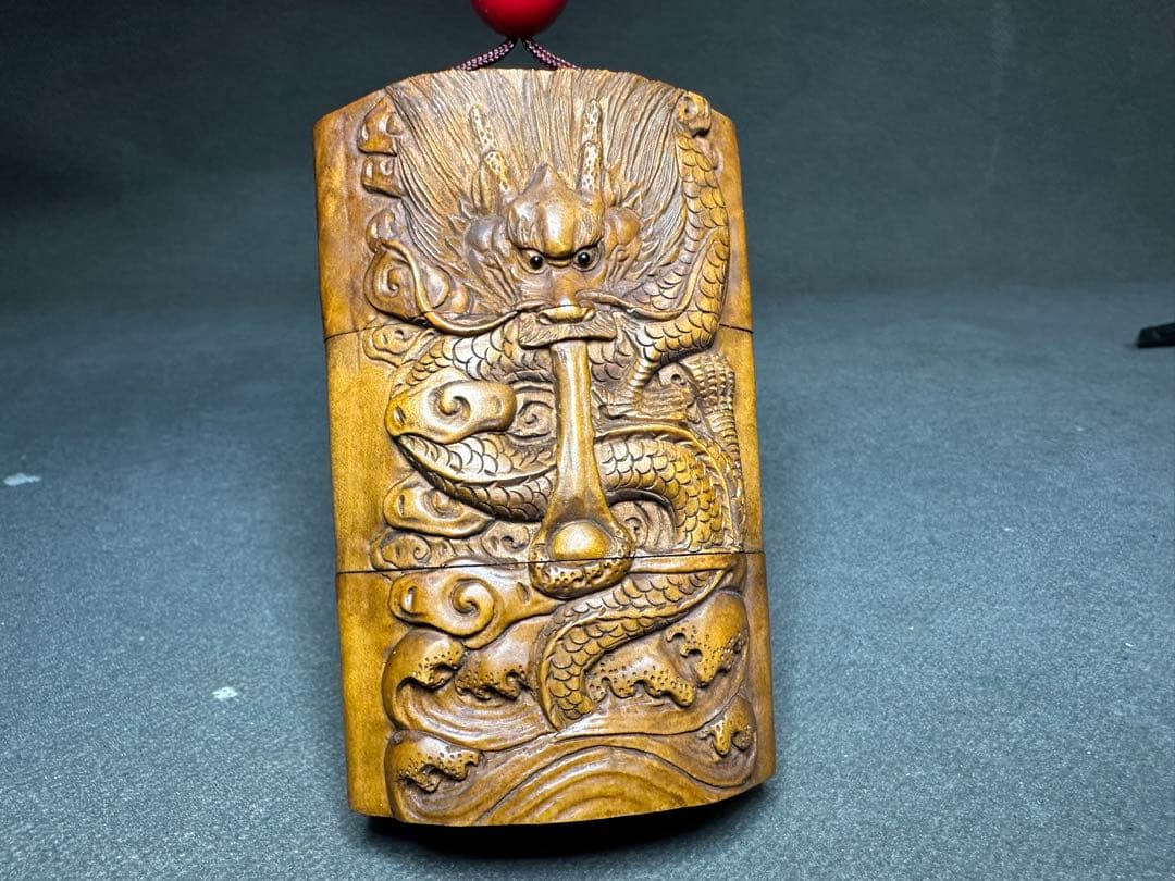 印籠　根付　木彫り　置物　古美術品　 細密細工　骨董　アンティーク　彫刻 工芸品