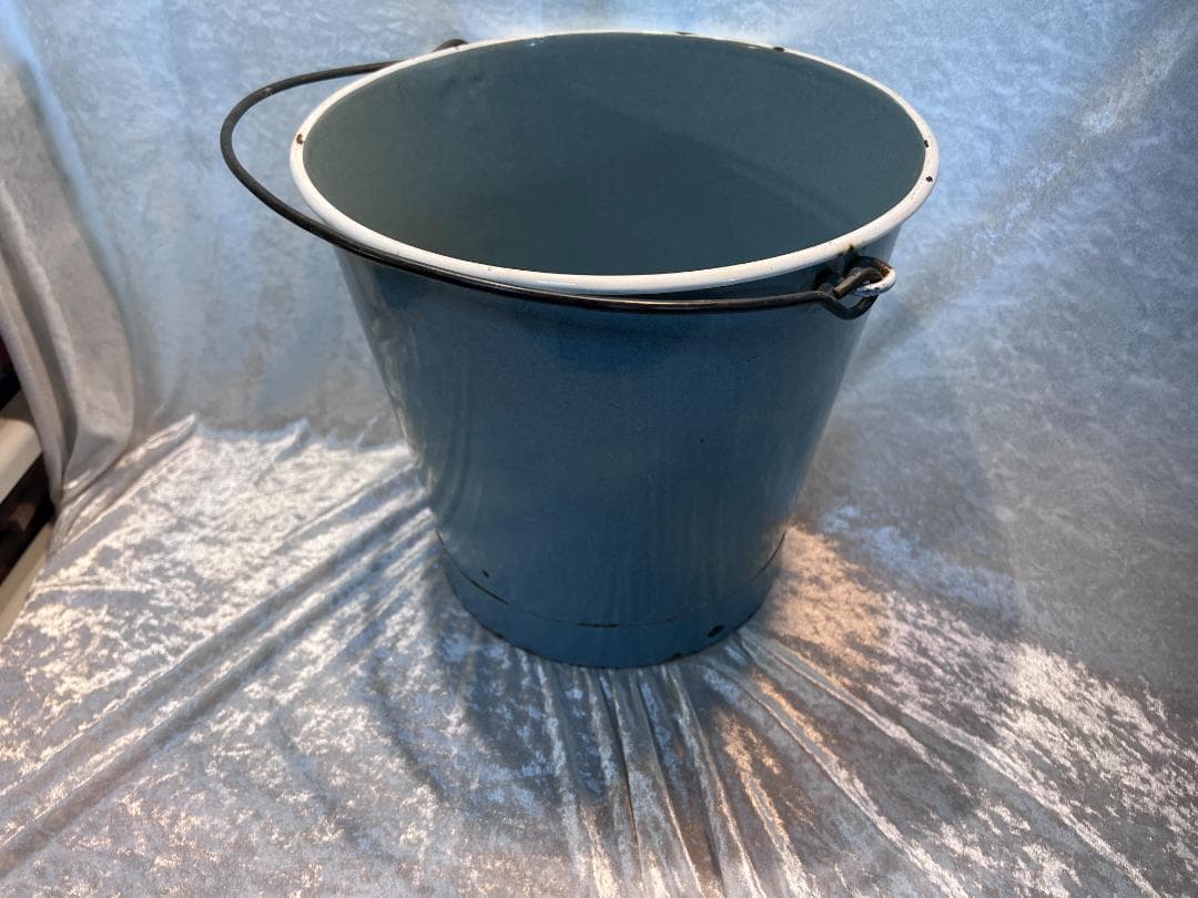 バケツ　持ち手付き　アイアン ホーロー