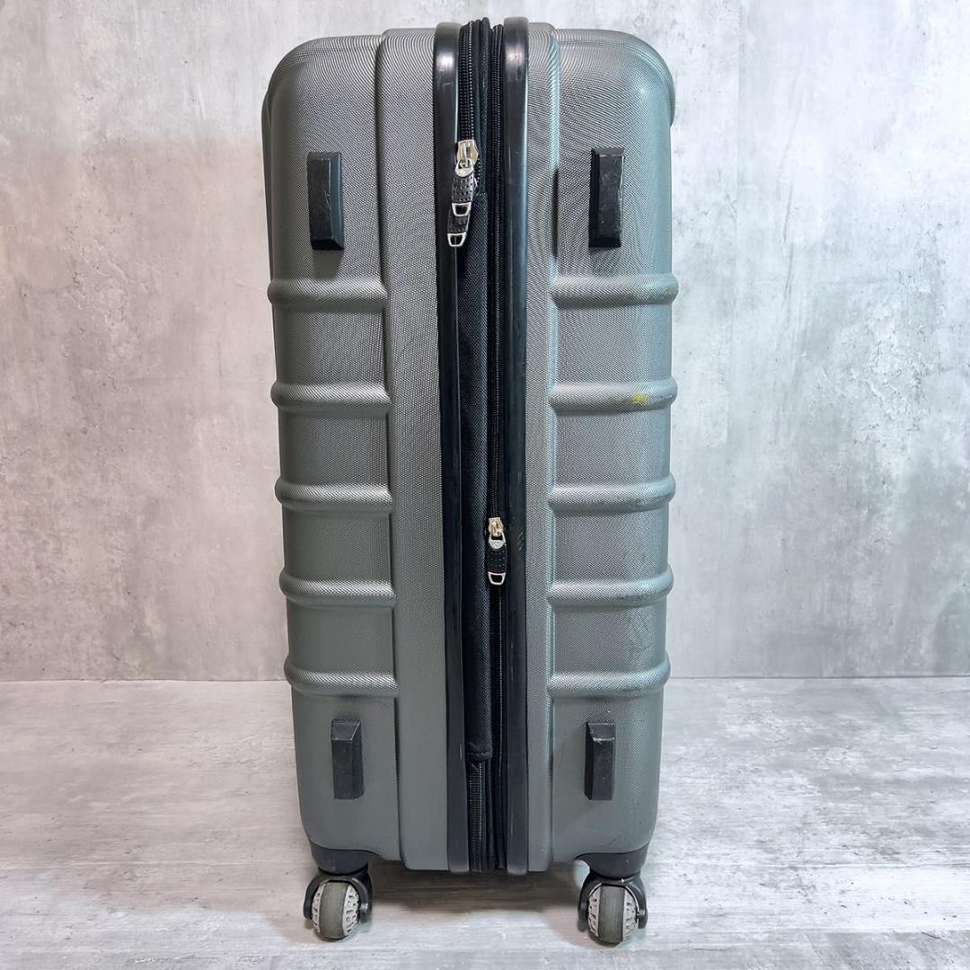 サムソナイト キャリーケース　大容量　大型 スーツケース　旅行　四輪
