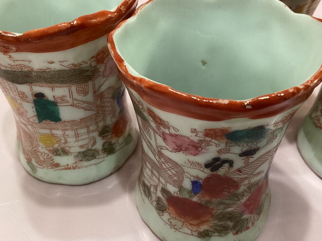 ビンテージ　九谷焼爪楊枝入れ　舞妓　オキュパイドジャパン骨董　陶磁器カップ 4個