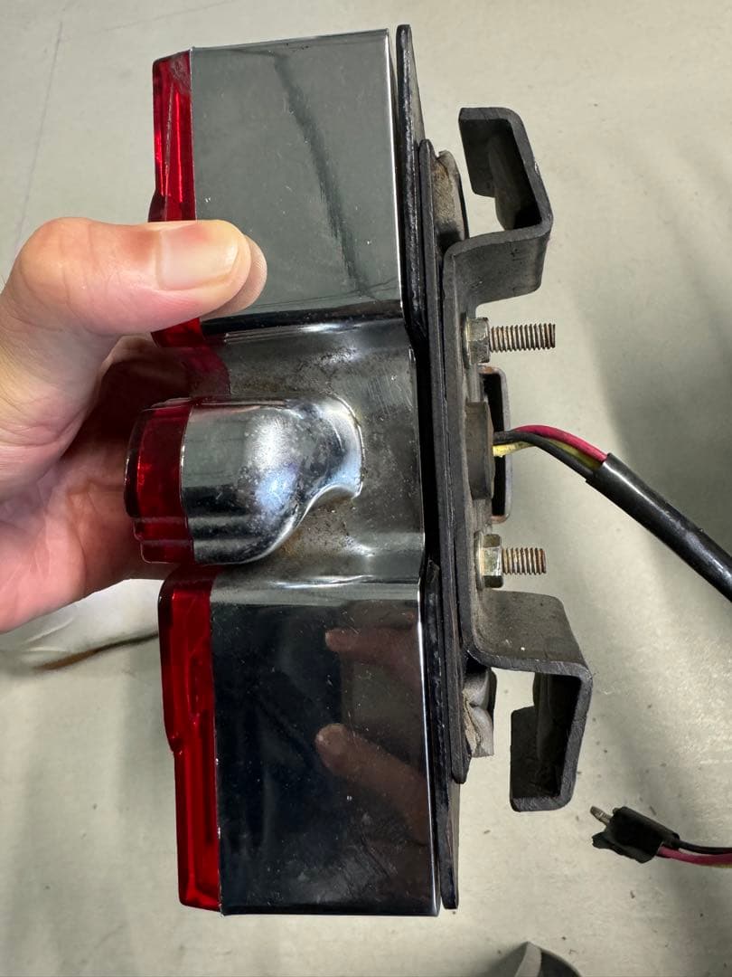 イーグル　テールランプ