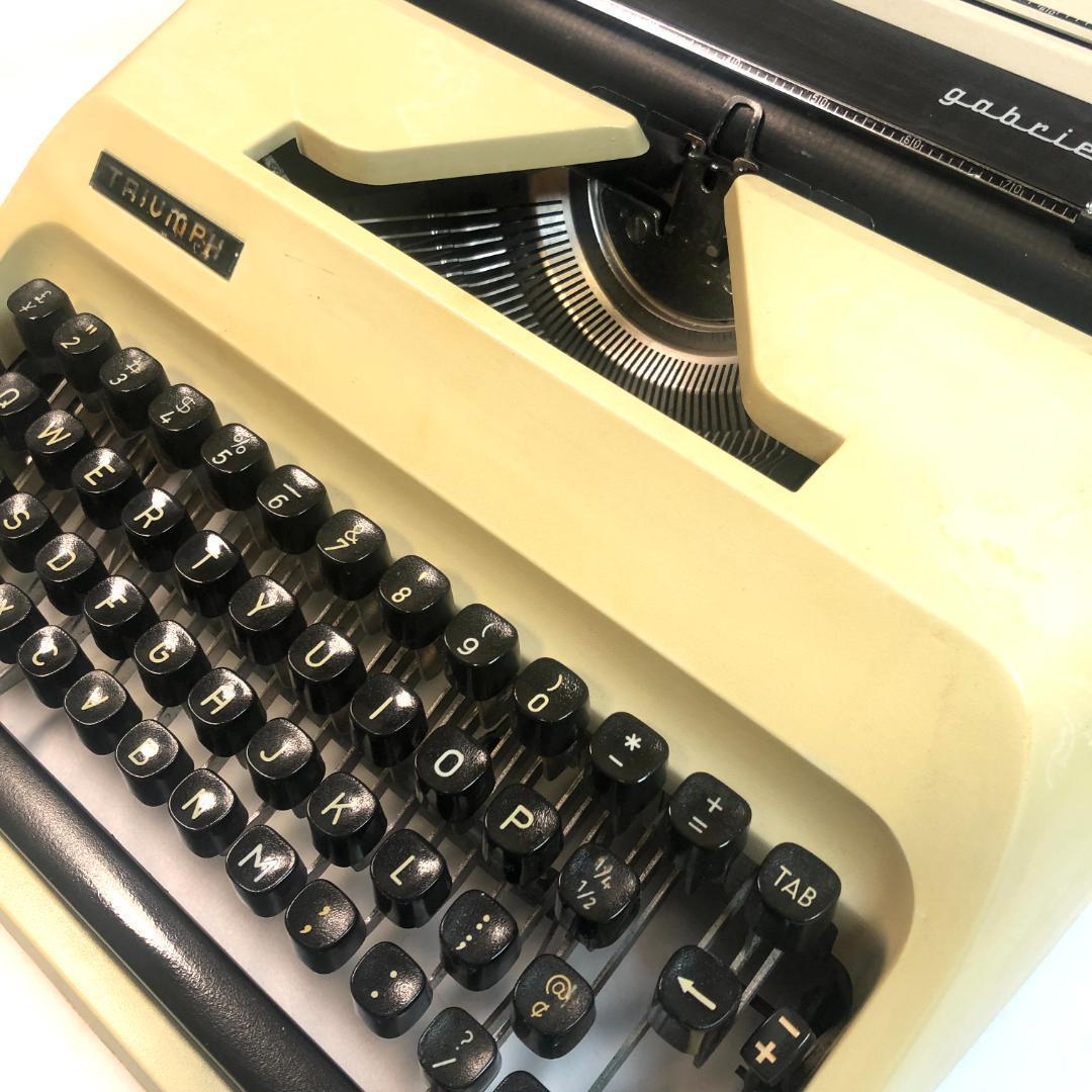 タイプライター TRIUMPH gabriele25 動作確認済 西ドイツ製