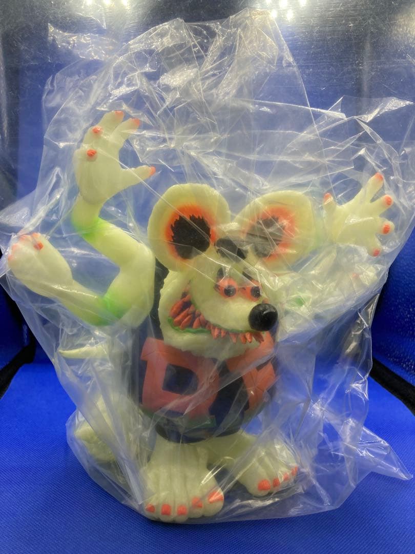 ア*ー様 BlackBook Toy Asura Rat Fink ラットフィン