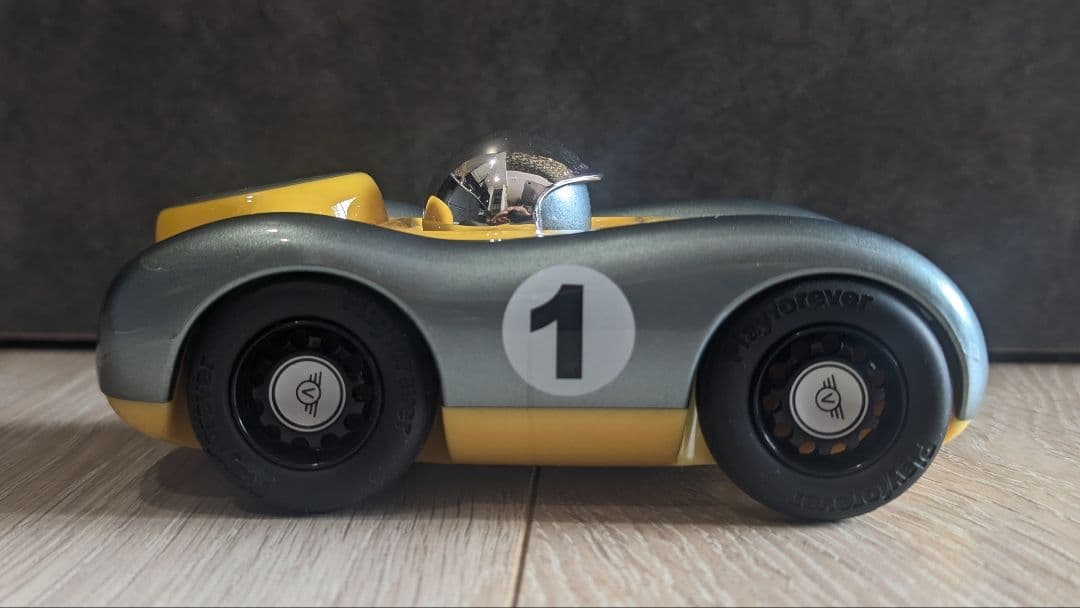 Playforever Vigliettaトイカー PL-VV102、箱なし