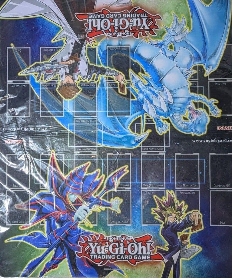 遊戯王　プレイマット　遊戯　海馬　2人用 ブラック・マジシャン 青眼の白龍