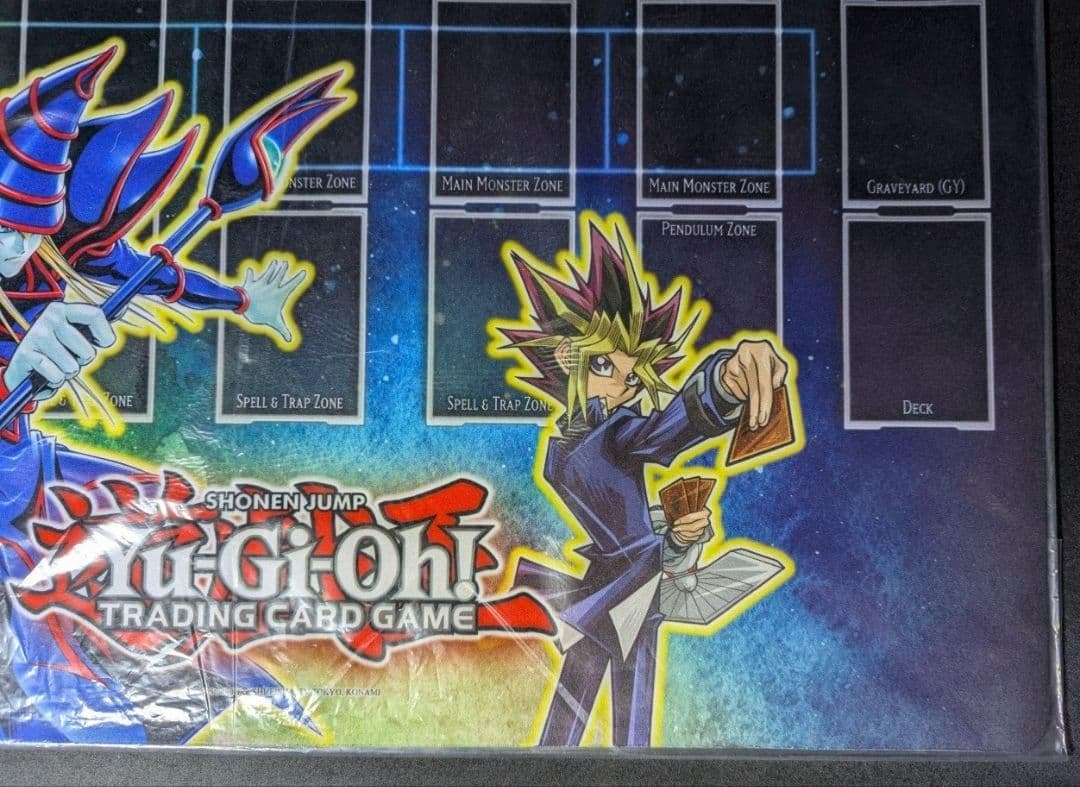 遊戯王　プレイマット　遊戯　海馬　2人用 ブラック・マジシャン 青眼の白龍