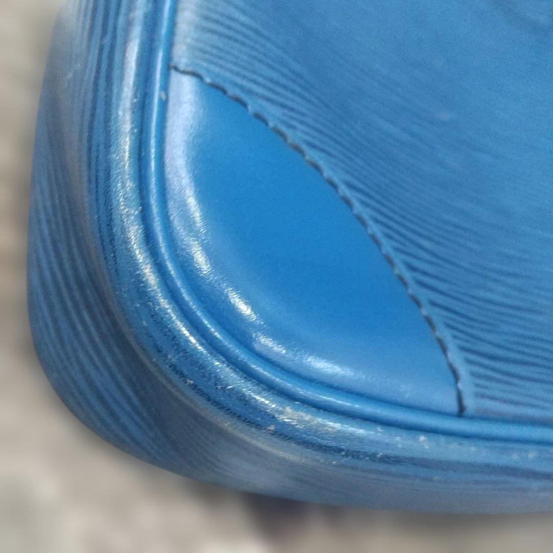 週末価格‼️ ヴィトン エピ ダヌーブ ショルダーバッグ ブルー 難あり