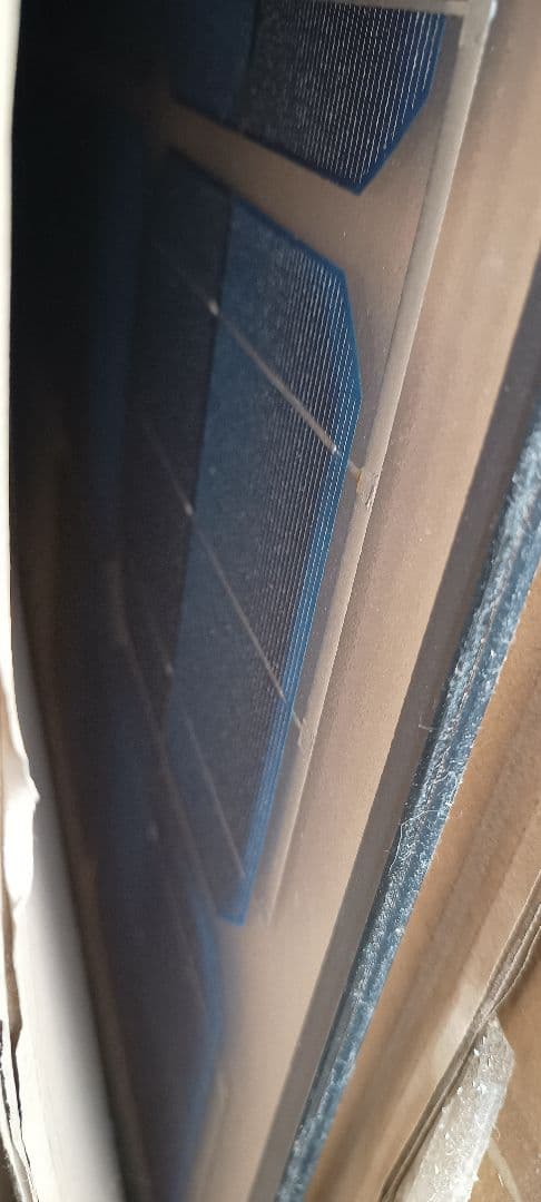 150wソーラー3枚　両面発電パネル　日本メーカー