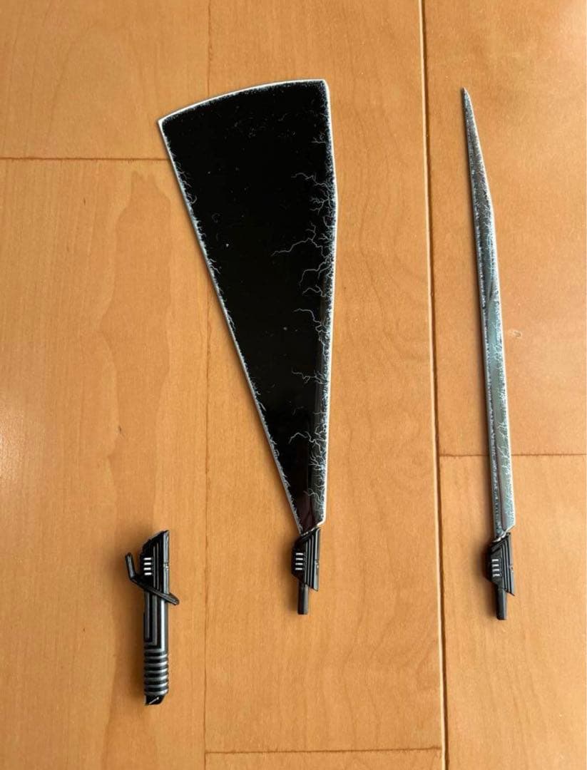 ホットトイズ TMS024 ダースモール フィギュア ダークセーバー付き