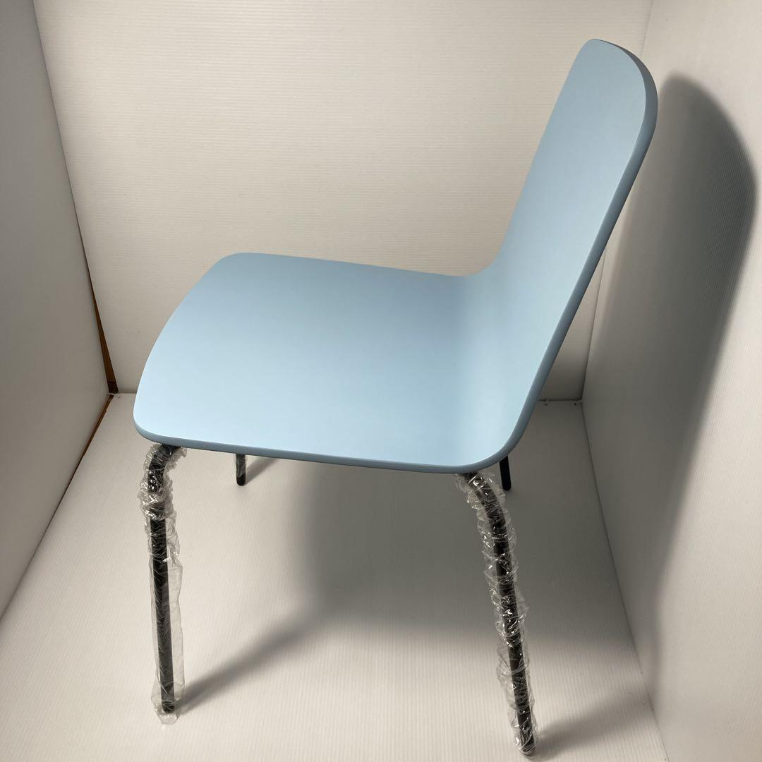 廃盤品❗️新品　OLIVER スタッキングチェア　ライトブルー　水色　木製