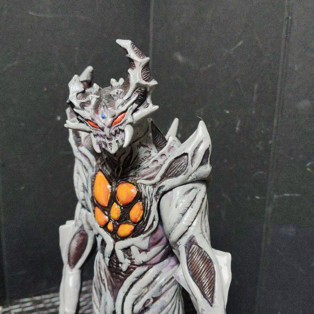 ウルトラ旧型絶版ソフビカオスダークネス.イヴリース（2927th.2963ei）