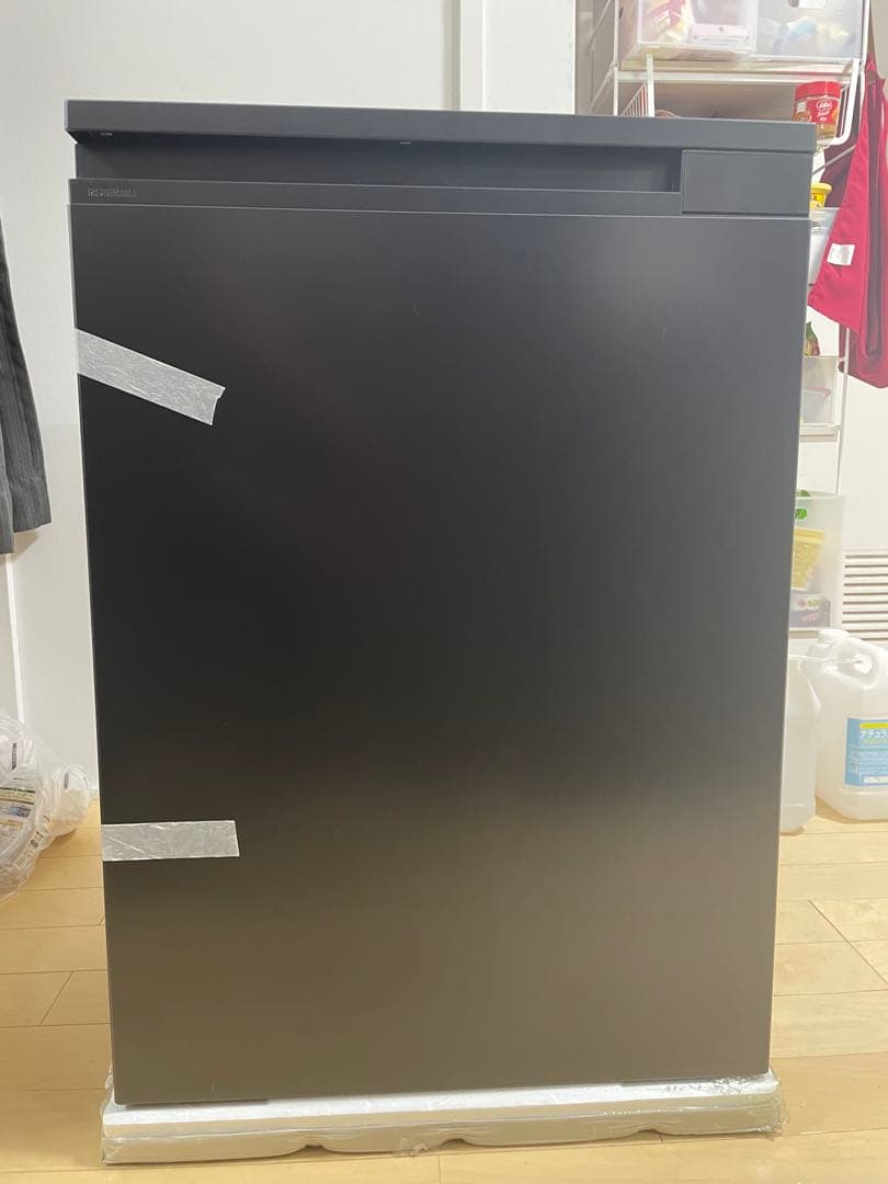アイリスオーヤマ IRSN-7A-B 冷蔵庫 66L コンパクト 家電 未使用