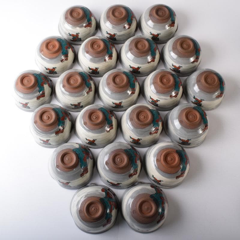 茶道具　萩焼　色絵金彩　鬼図福字　数茶碗　三十一客　在銘　V　7696A