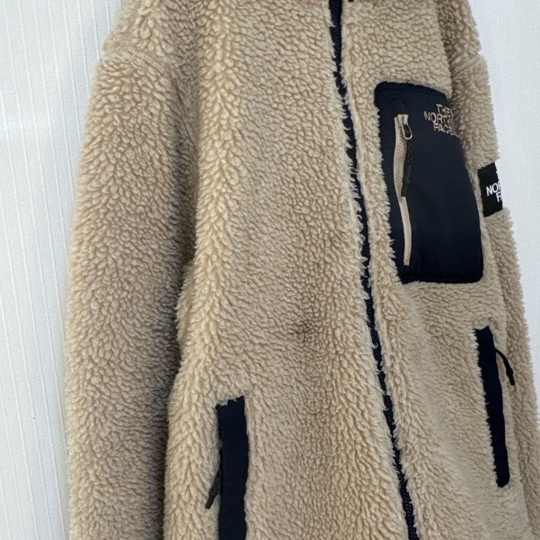 【刺繍ロゴ&肩ロゴ】ノースフェイス　フリースジャケット　キッズ150　ベージュ