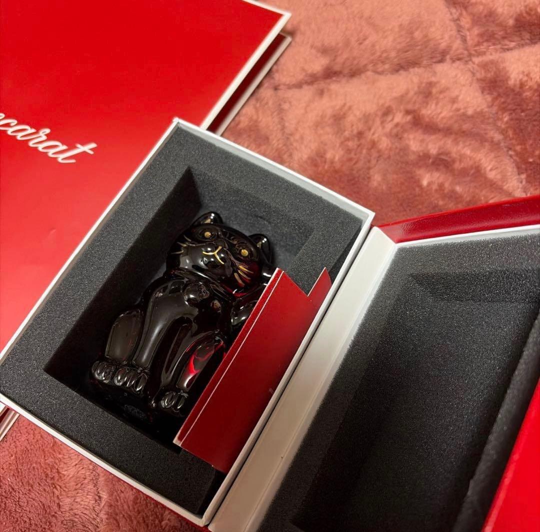 バカラ　baccarat 招き猫　レッド