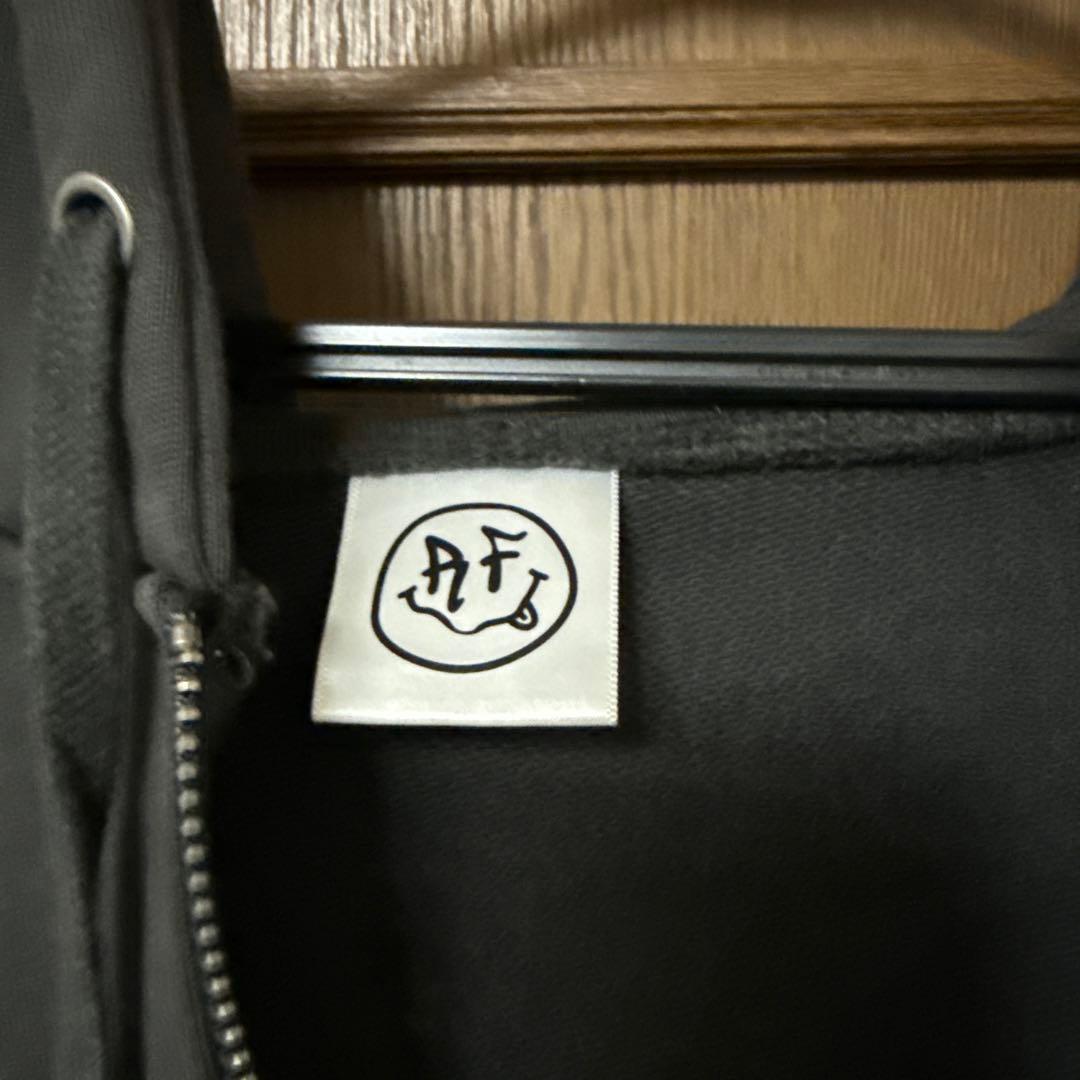 WEST 藤井流星 プロデュースグッズ パーカー Zipper Hoodie