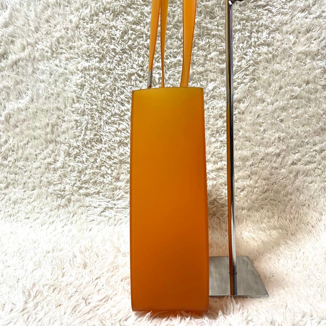 ✨入手困難✨CHANEL ラバートートバッグ ハンドバッグ オレンジ ロゴ金具