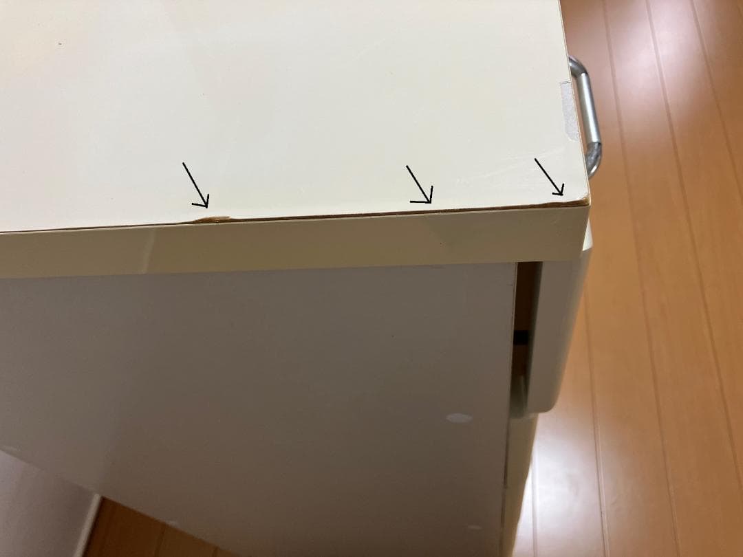 ホワイト鏡面チェスト取手付き 5段 幅60cm高さ90㎝/タンス