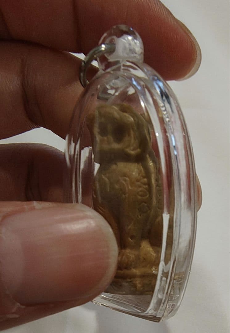 タイのお守りプラクルアン！虎の彫像！呪文入り！金運&勝負運アップ！魔除けにも！