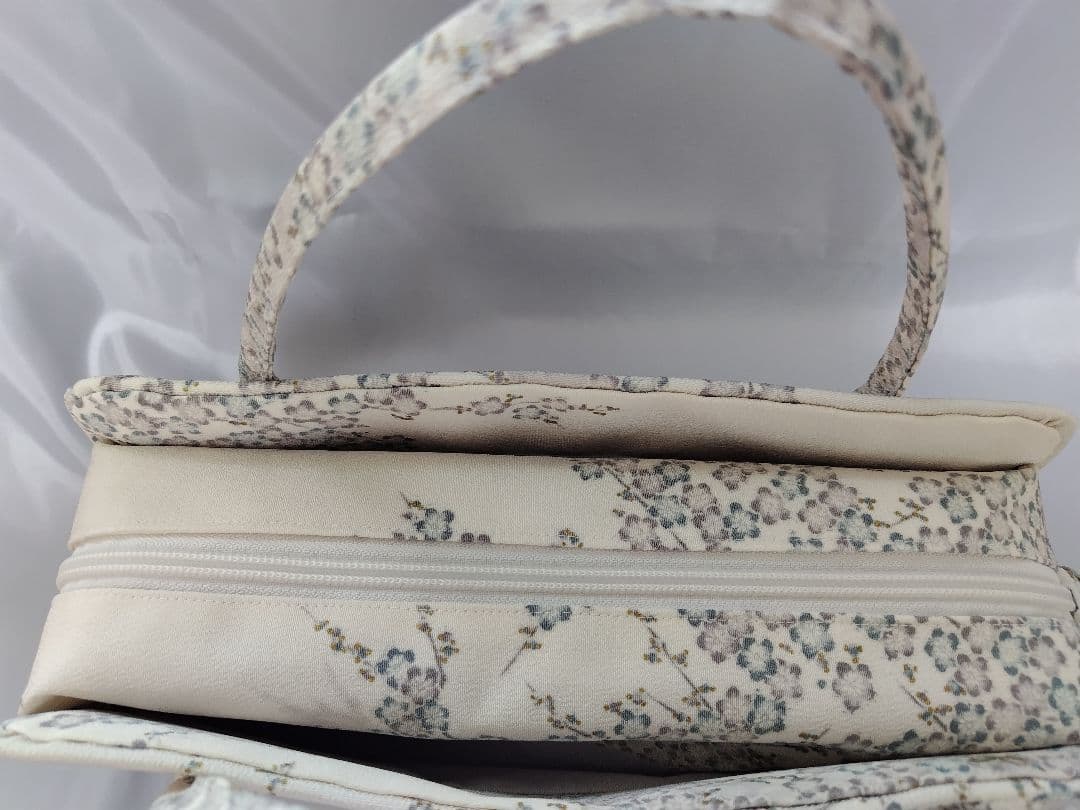 梅模様　ちりめん 利休バッグ　和装バッグ