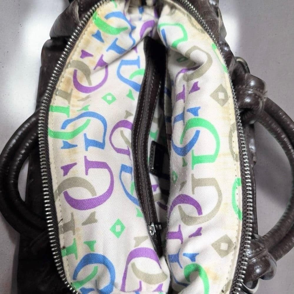 GUESS ゲス Y2K ハンドバッグ　総柄　デカロゴ　ブラウン