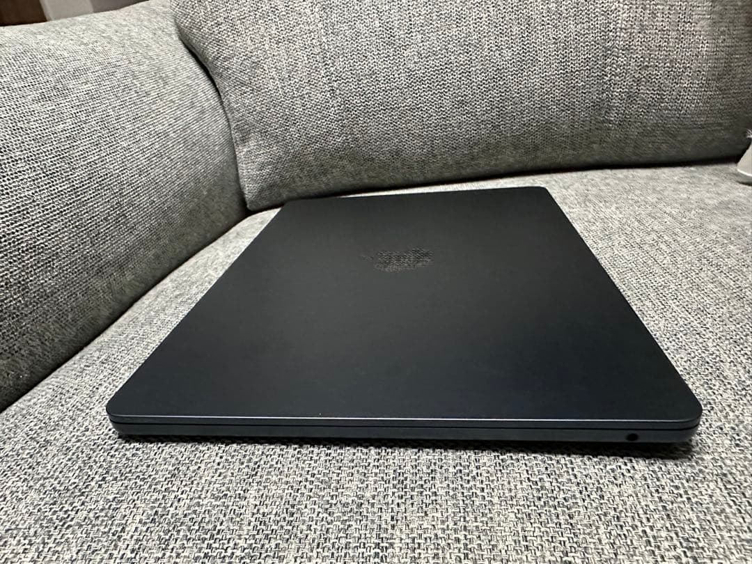 未使用に近い　バッテリー100%　MacBook Air M3 ミッド