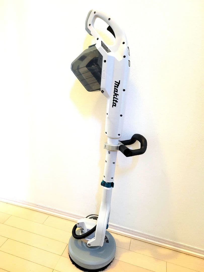 ⭐大人気マキタ⭐【充電式スクラバーPS001G】新品未使用品‼️