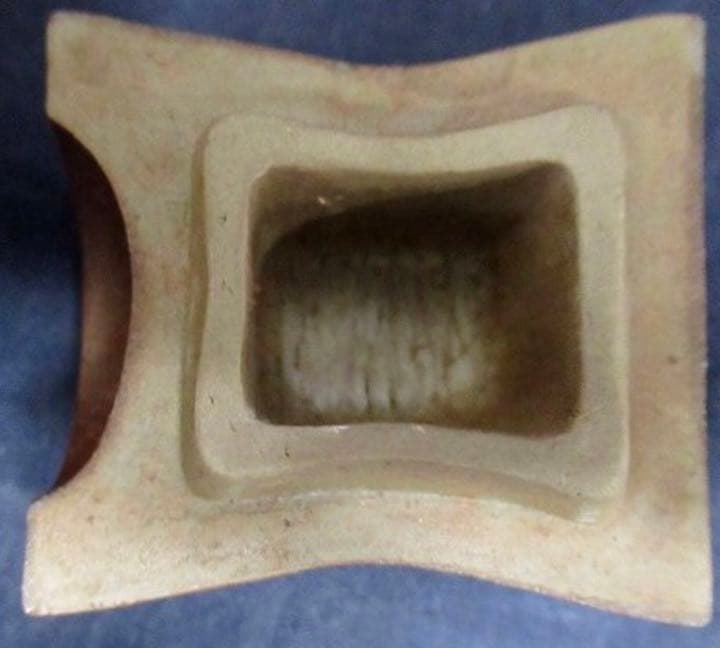 レアなデザイン　杵突きうさぎ備前焼　香合　兎　縦5㎝横4.6㎝高さ6.4㎝お茶会