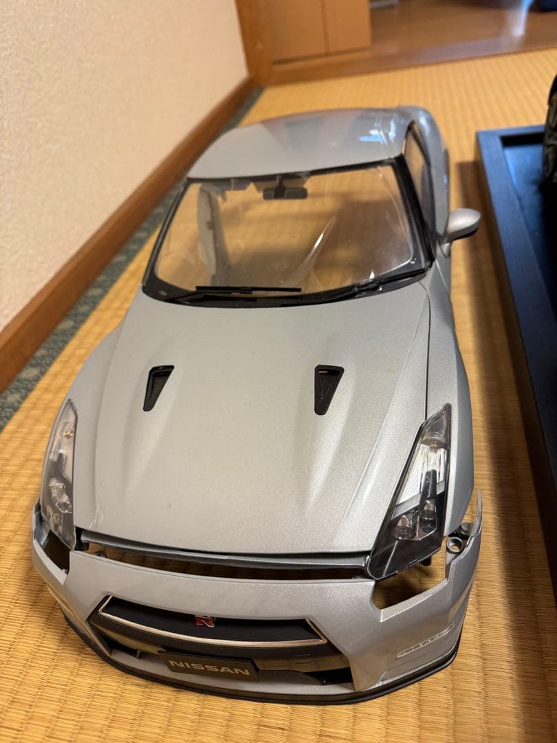 日産 NISSAN GT-R シルバー ディアゴスティーニ　ジャンク品