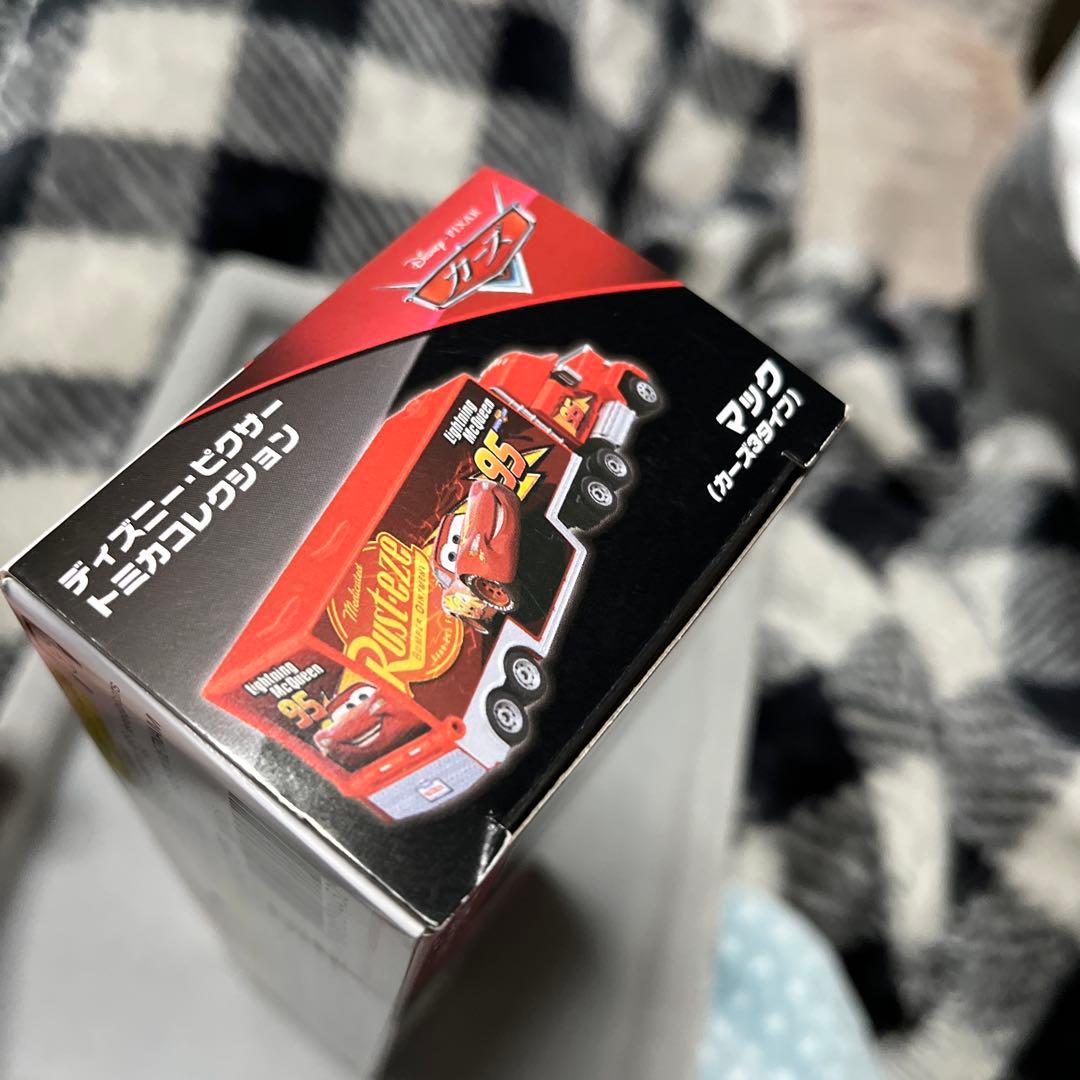 トミカ ディズニー カーズ カーズ3タイプ 廃盤