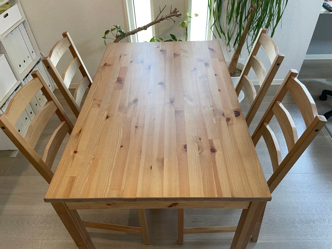 JOKKMOKKダイニングテーブルと椅子4脚セット_直接渡し限定(値段相談可)