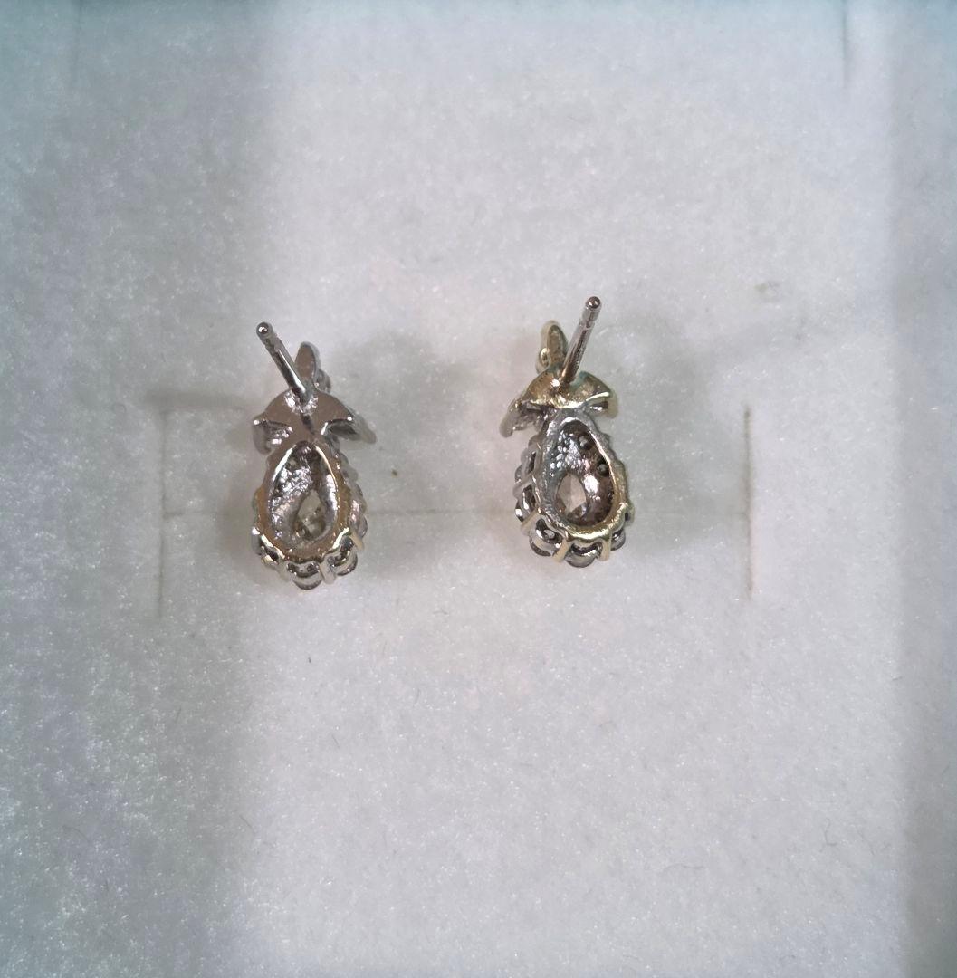 K18WG ダイヤピアス