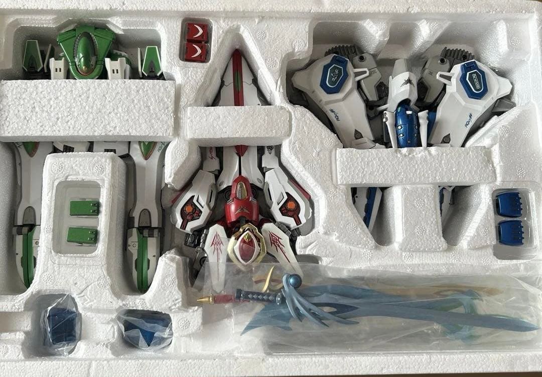 バンダイ DX超合金 創聖のアクエリオン 創聖合体アクエリオン