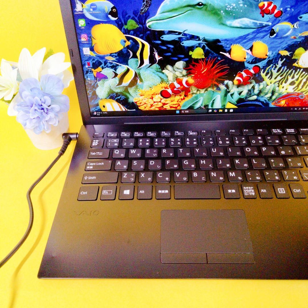 設定済み♪SSD256GBサクサク事務作業✨ノートパソコンカメラ付きWin11