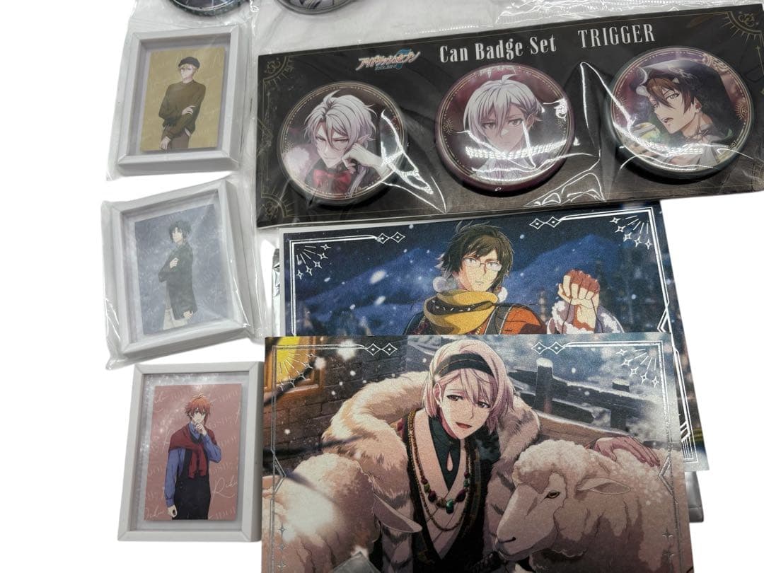 アイドリッシュセブン グッズ バッジ ぬいぐるみ・アクスタ カード まとめ 大量