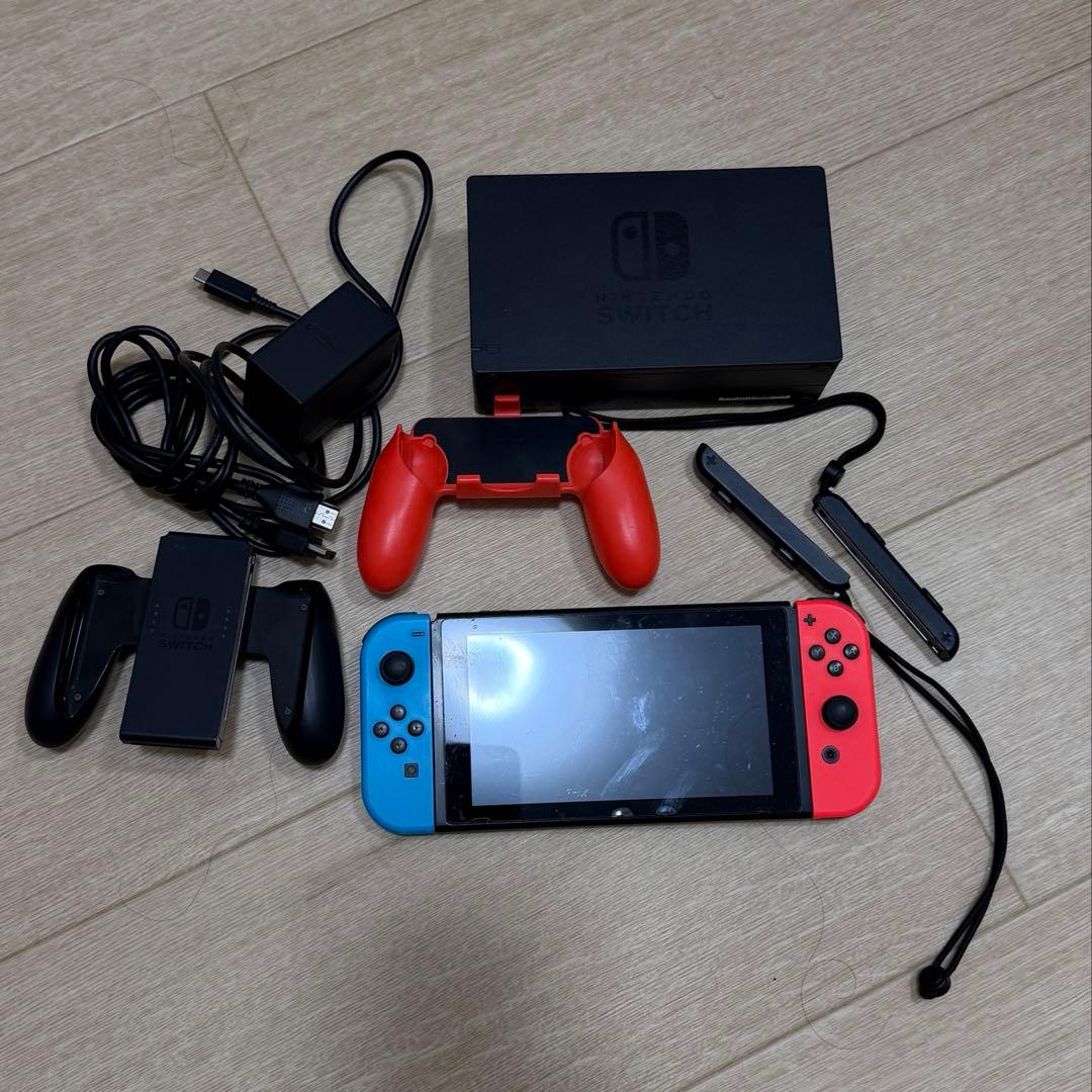 Nintendo Switch 本体 青/赤 付属品付き