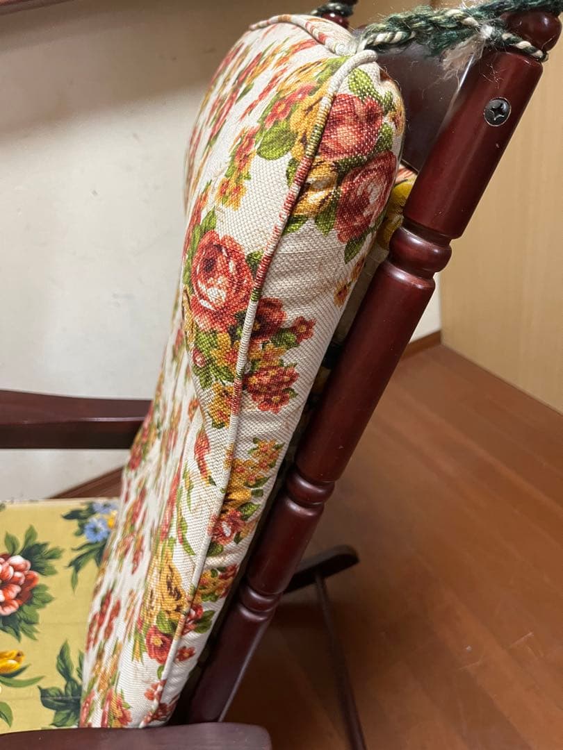 【ワンプライス】【ビンテージ】ロッキングチェア　背もたれクッションダブル付き