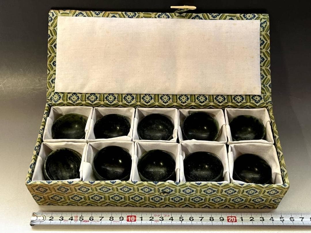 猪口■緑石彫り 酒盃 酒泉 唐物 漆册中国 酒器 ぐい呑み 夜光盃 緑玉 古玩■