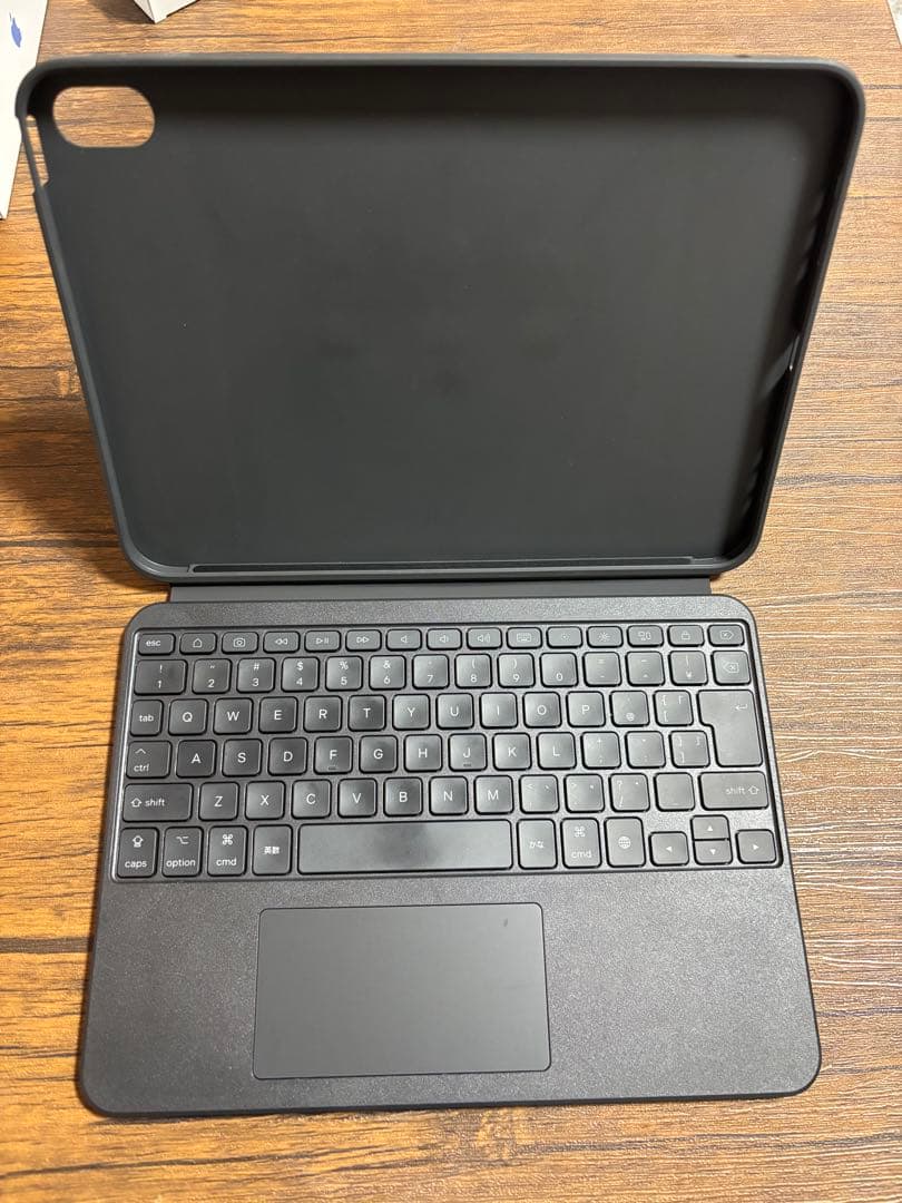 iPad (A16) 128GB Wi-Fiモデル+キーボード付きケース セット