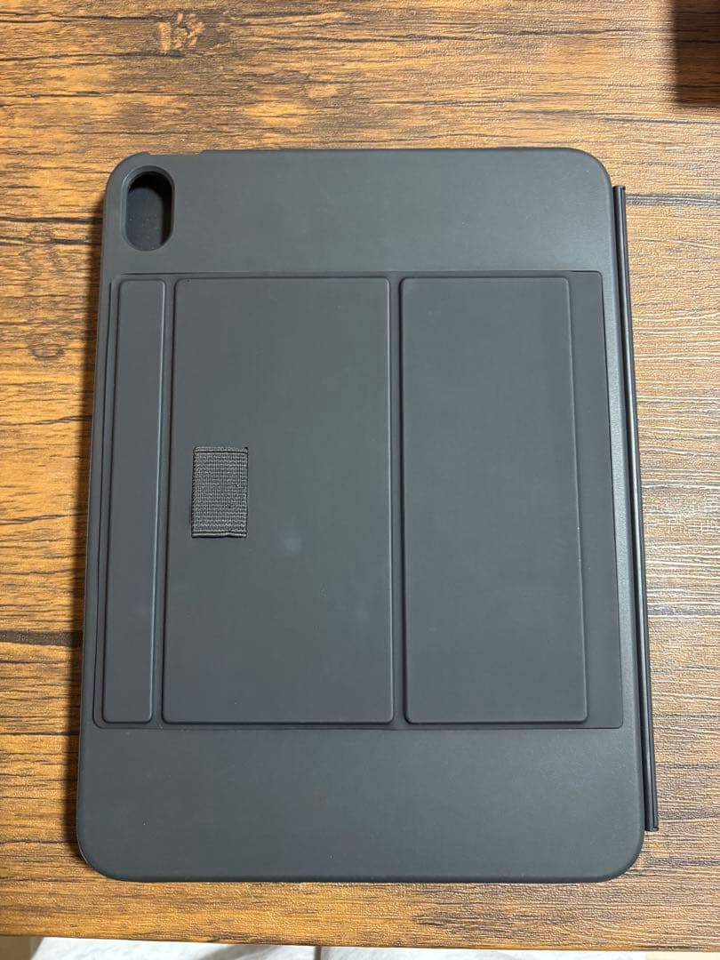 iPad (A16) 128GB Wi-Fiモデル+キーボード付きケース セット