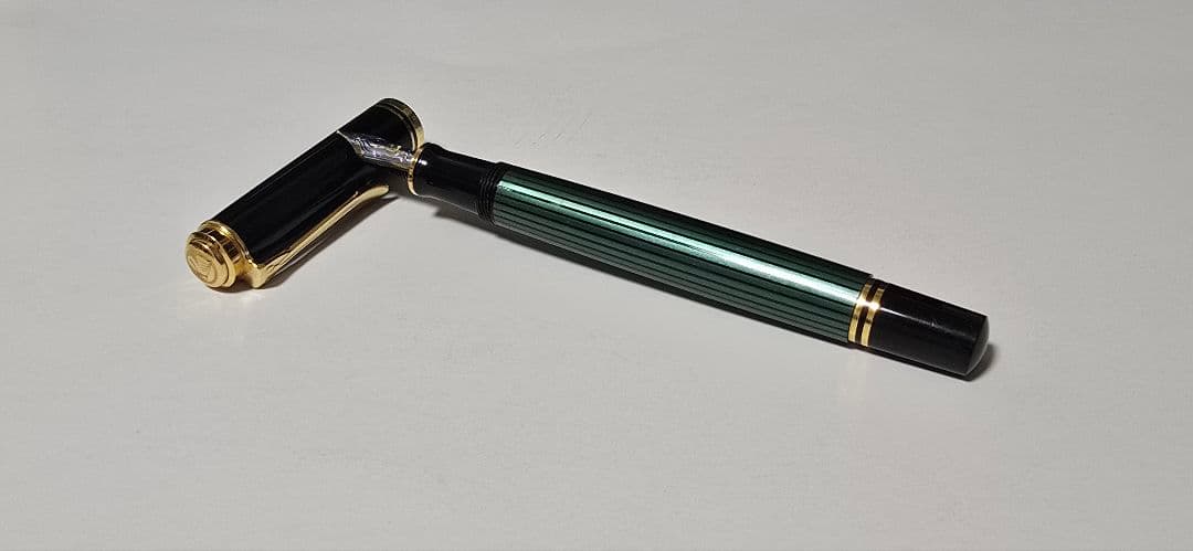 ペリカン(perikan)スーベレーン M400 緑縞 F