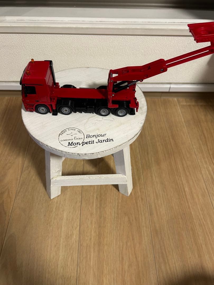 siku ミニカー　Mercedes-Benz ACTROS メルセデスベンツ