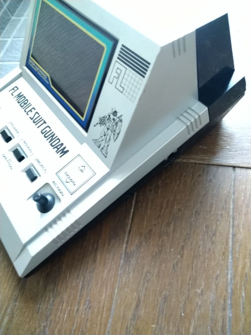 バンダイ ガンダム ポータブルゲーム　レトロ　ゲーム